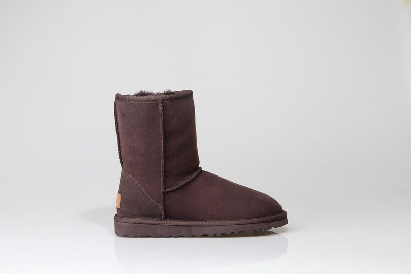 6223 Chocolate Stain-Resistant Classic Boots