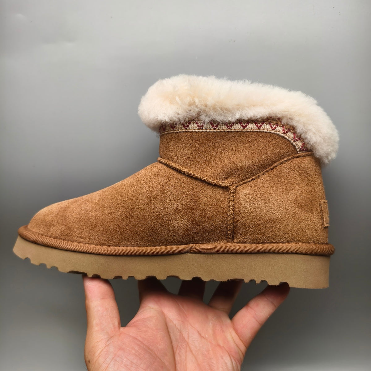 4496 Chestnut Folk-Inspired Low-Top Casual Shoes