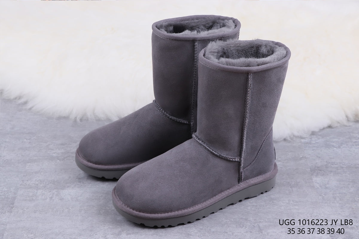 6223 Classic Short II Gray Boots
