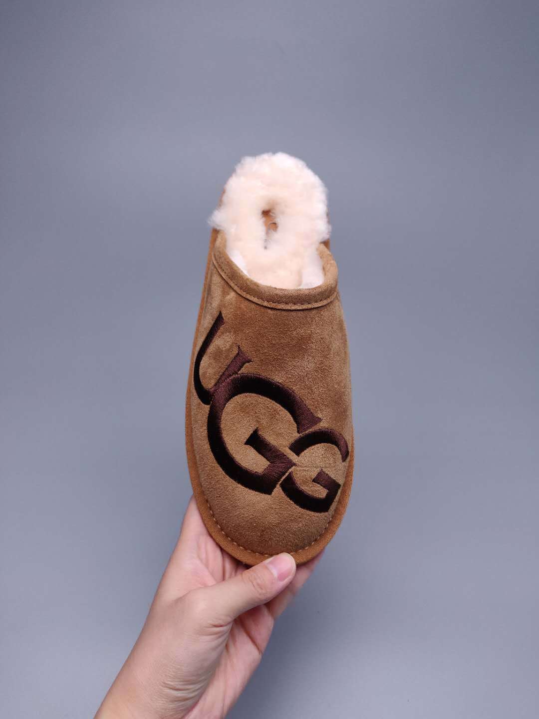 2593 Big G Chestnut Indoor Slippers