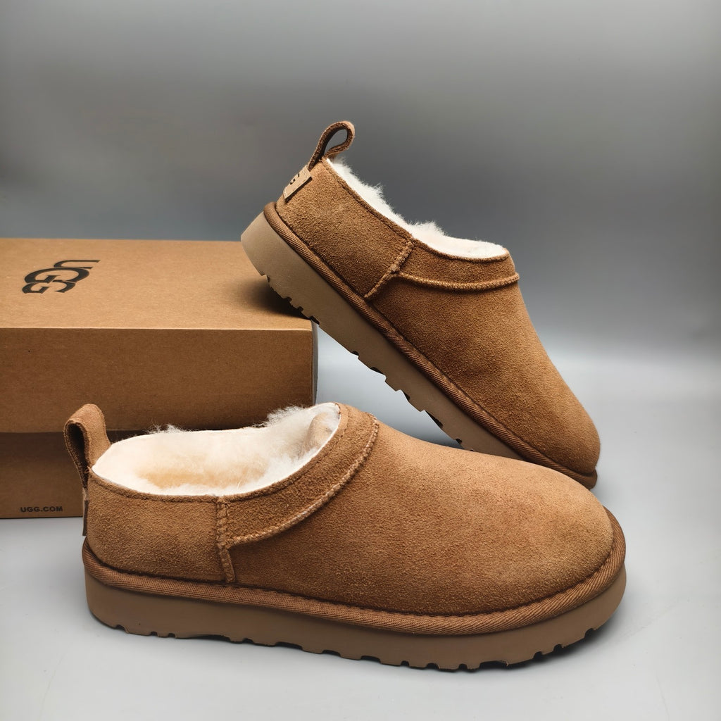3891 Women's Chestnut Classic Slip-On Shoes