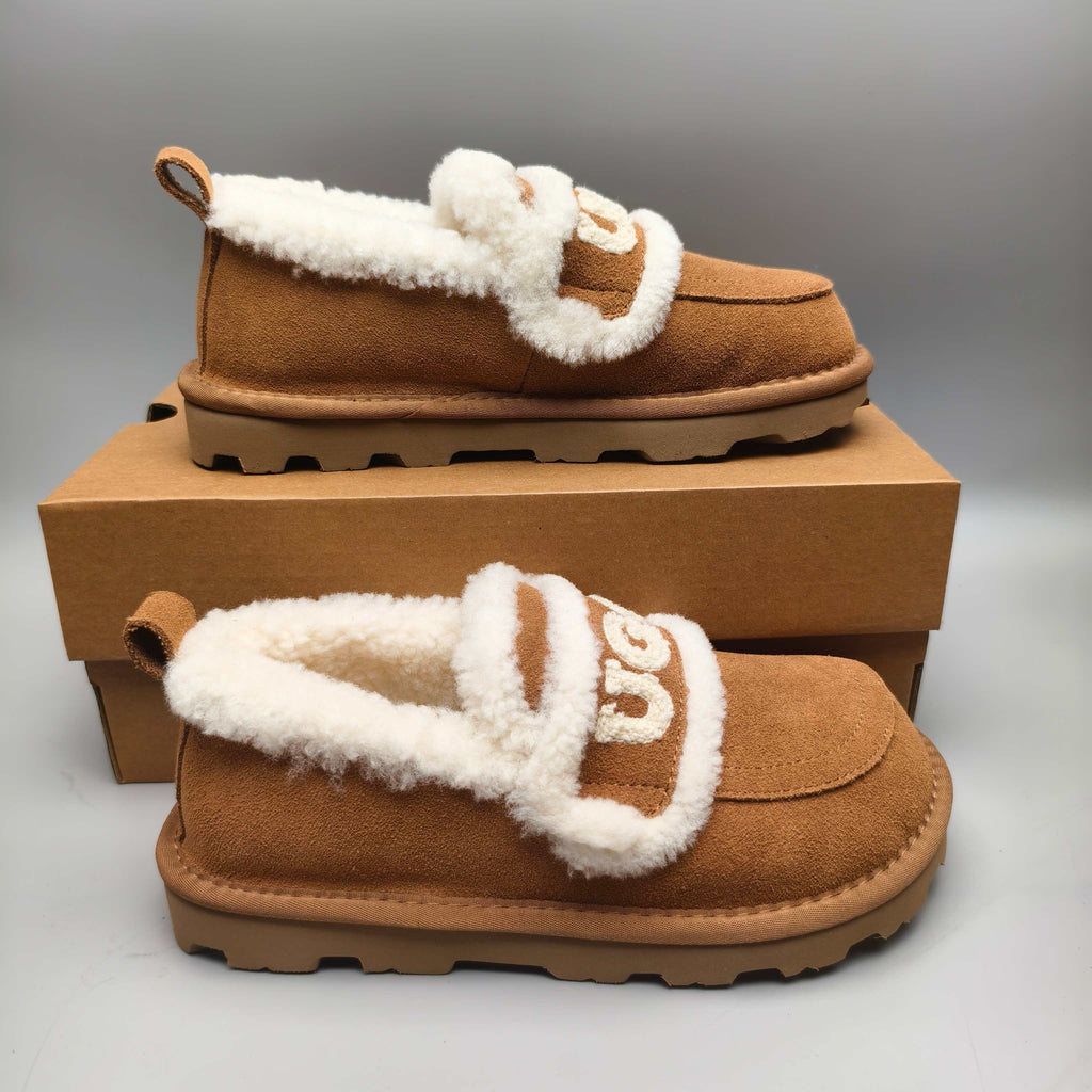 2939 Chestnut Closed-Back Logo Casual Shoes