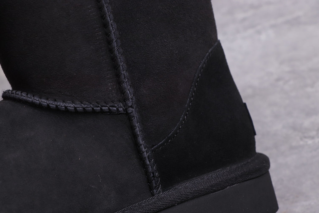 6223 Classic Short II Black Boots