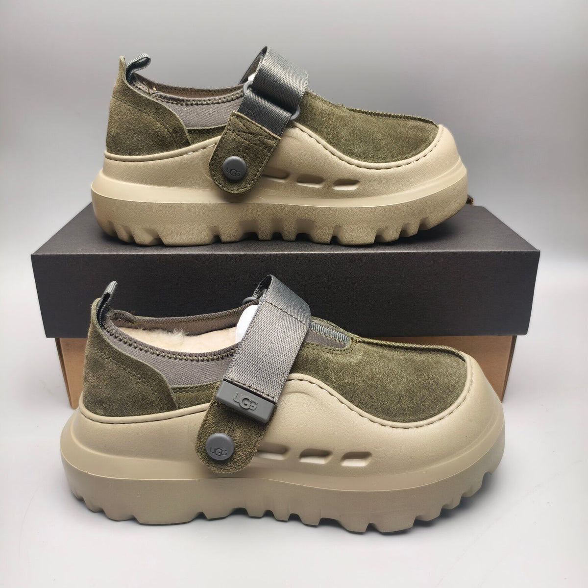 7550 Unisex Green Slip-On Casual Shoes