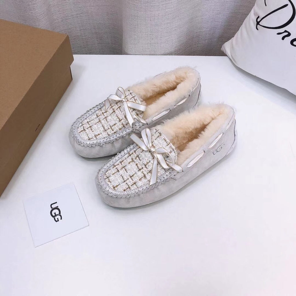 5623 Pearl White Chic Moccasin-Style Loafers