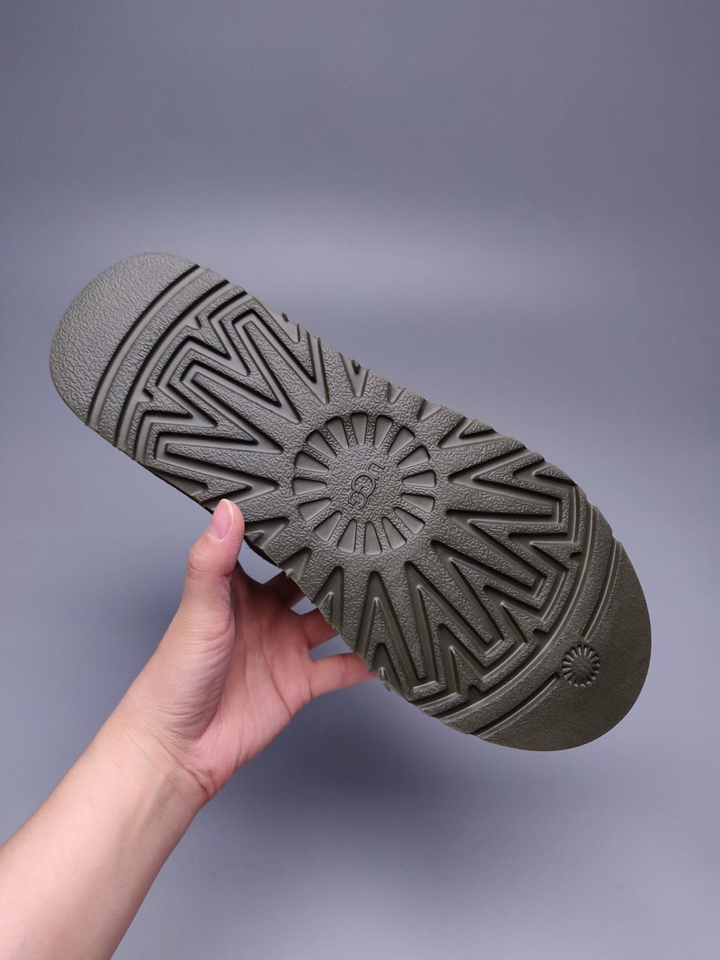 4193 Men's Army Green Colorblock Camo Shoes