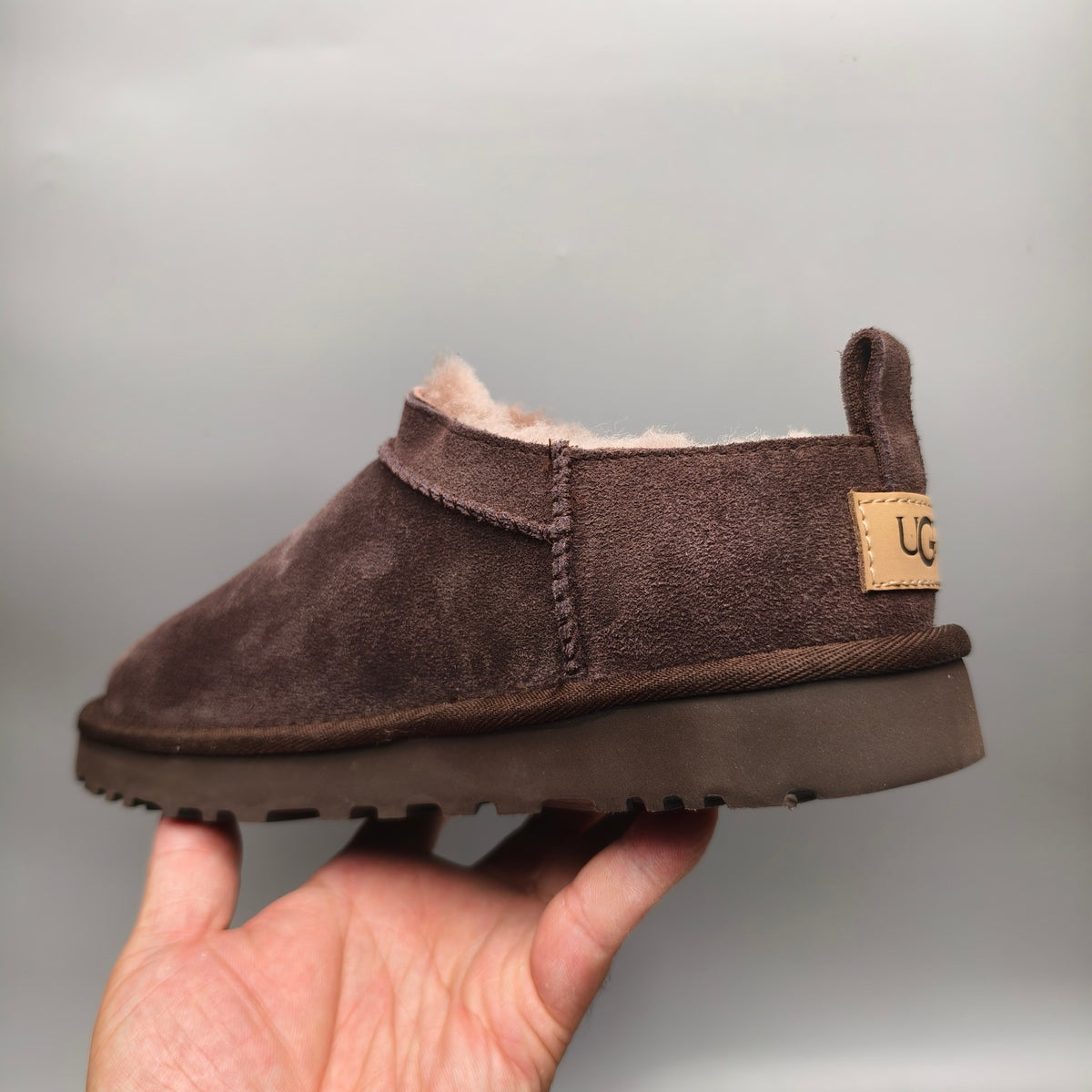 3891 Women's Chocolate Classic Slip-On Shoes
