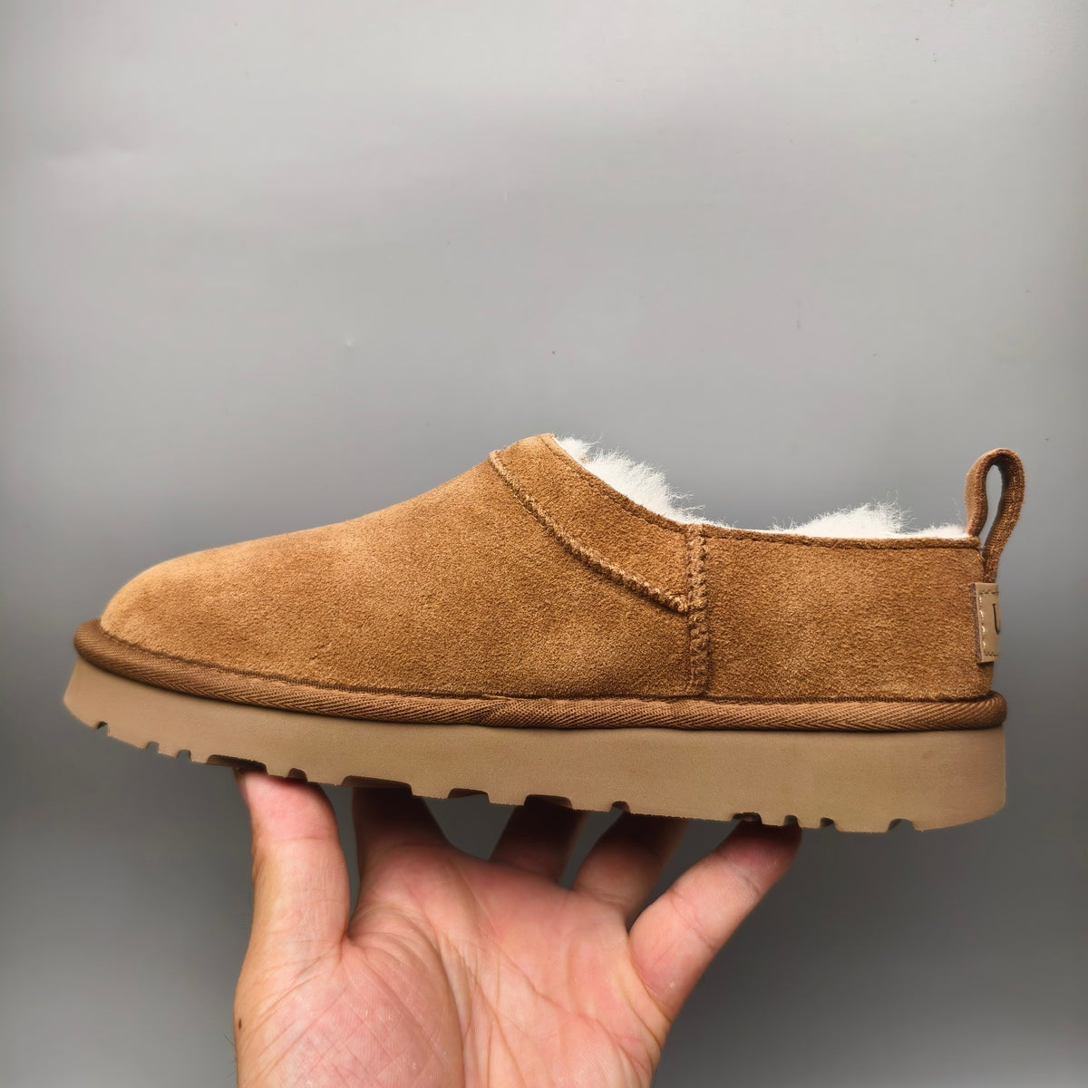 3891 Women's Chestnut Classic Slip-On Shoes