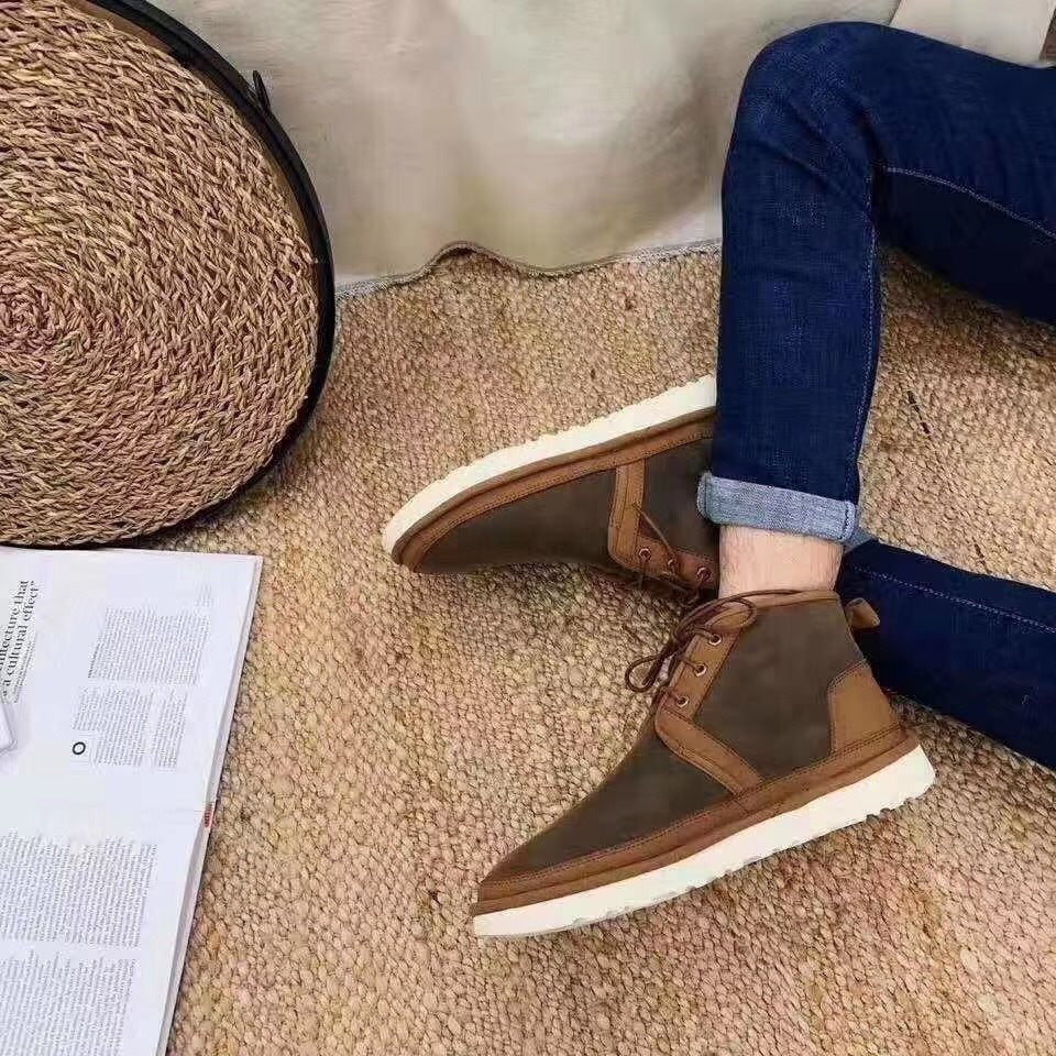 3883 Neum Chestnut Zip-Up Shoes