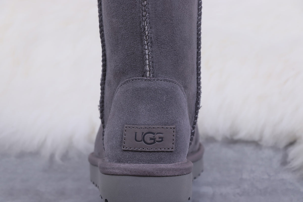6223 Classic Short II Gray Boots