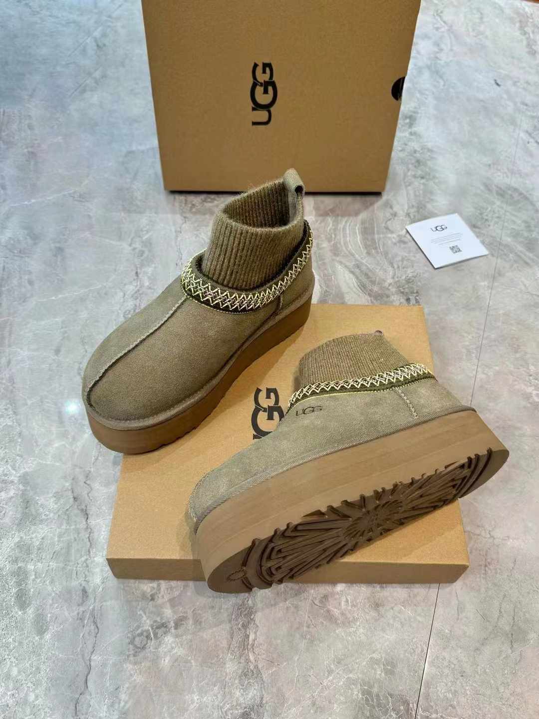 1125956 Folk-Inspired Suede Winter Boots with Wool-Blend Sock Cuffs
