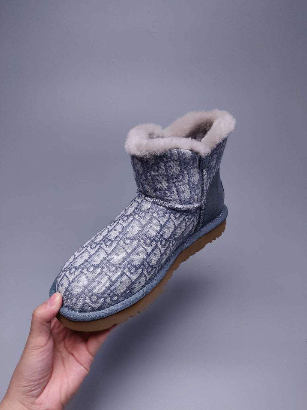 6554 Gray Fabric-Texture Shoes