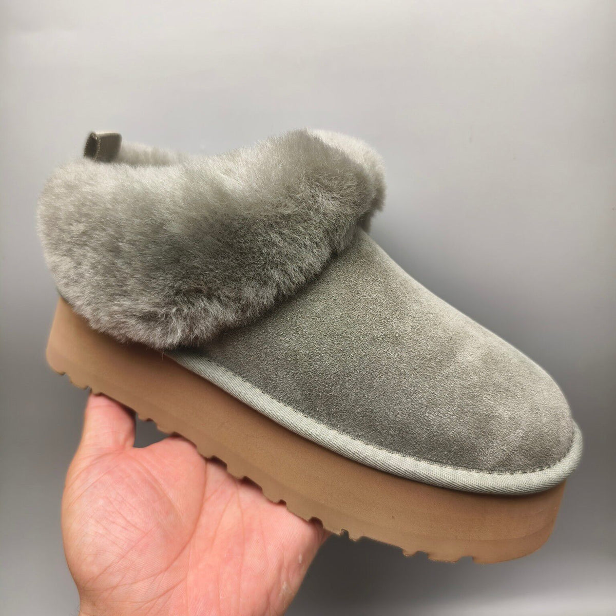 1393 Green Suede-Look Platform Slip-On Shoes