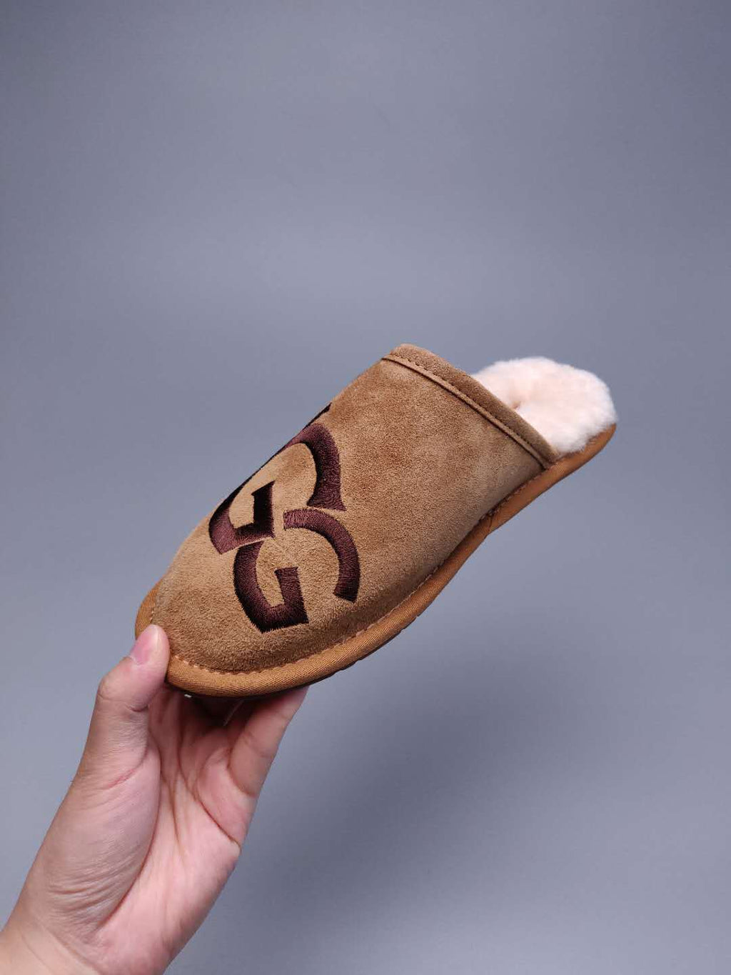 2593 Big G Chestnut Indoor Slippers