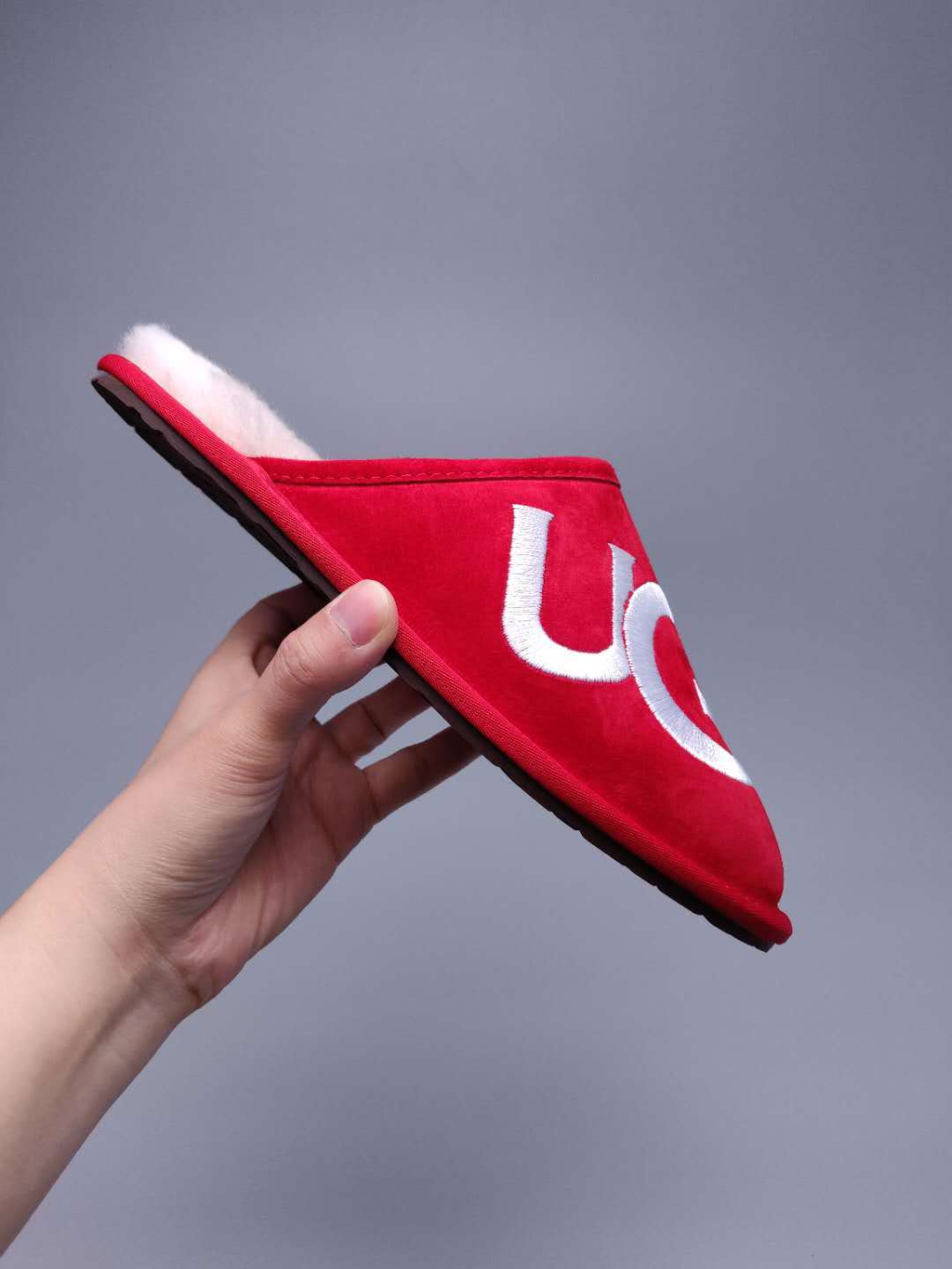 2593 Big G Bright Red Indoor Slippers