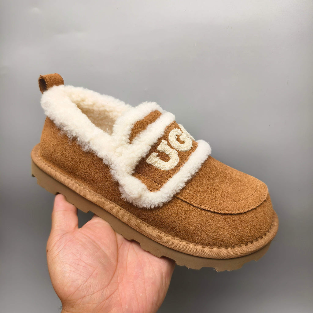 2939 Chestnut Closed-Back Logo Casual Shoes