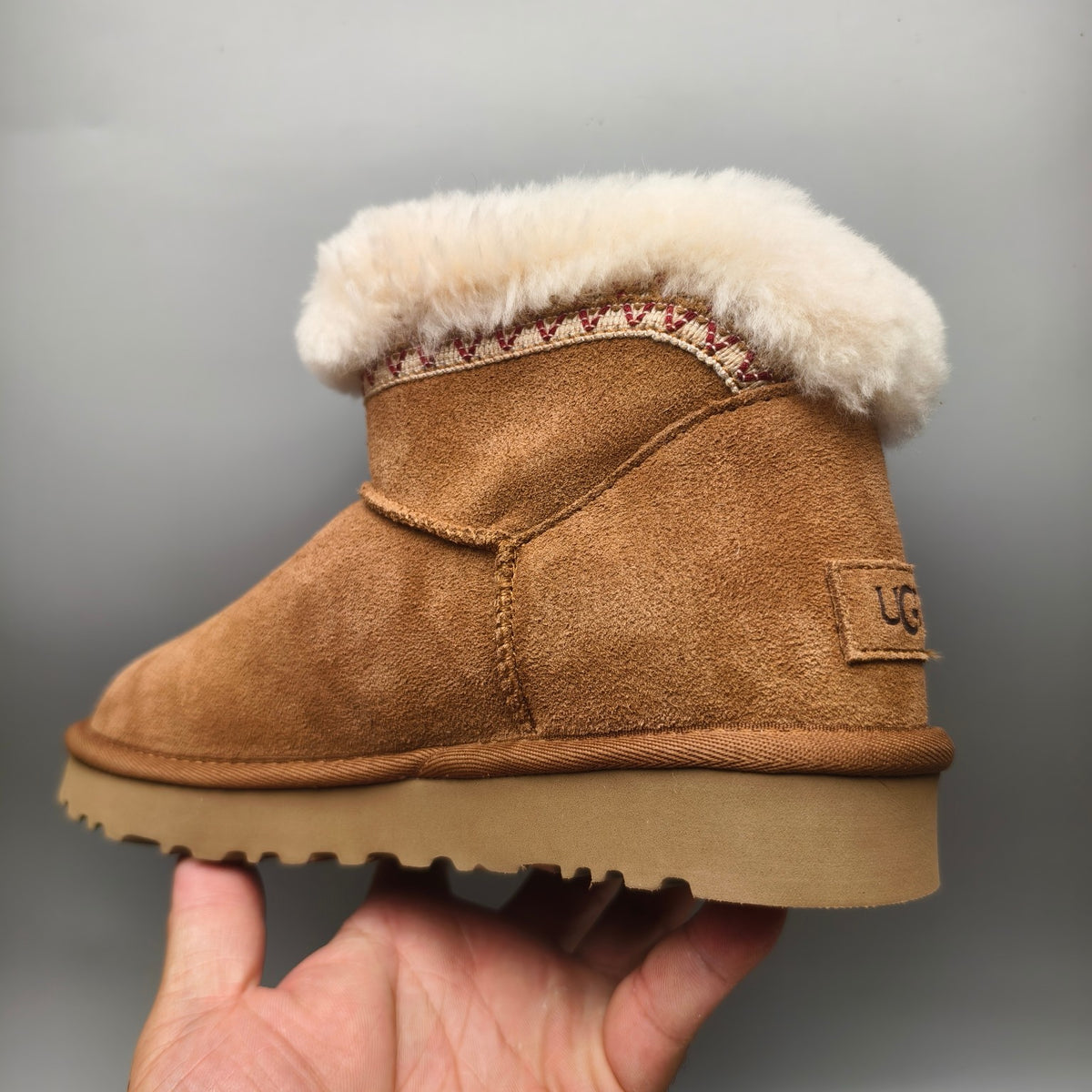 4496 Chestnut Folk-Inspired Low-Top Casual Shoes