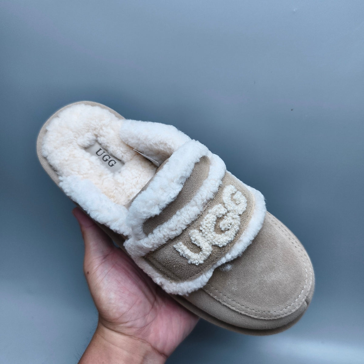 Sand Curly Plush Logo Slippers – 1206
