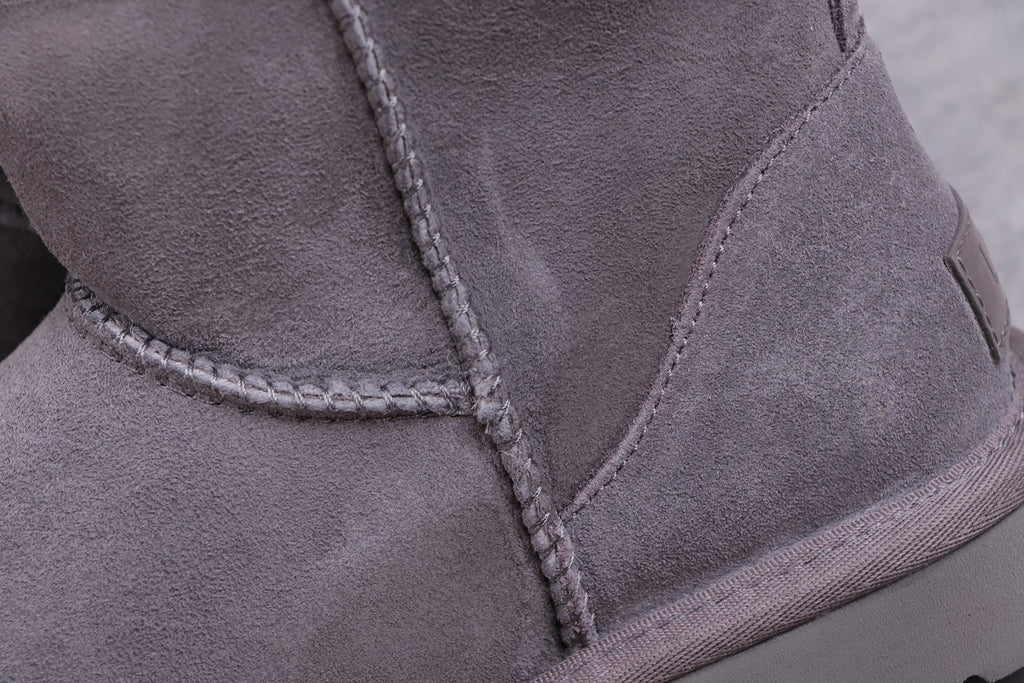 6222 Classic Mini II Gray Ankle Boots