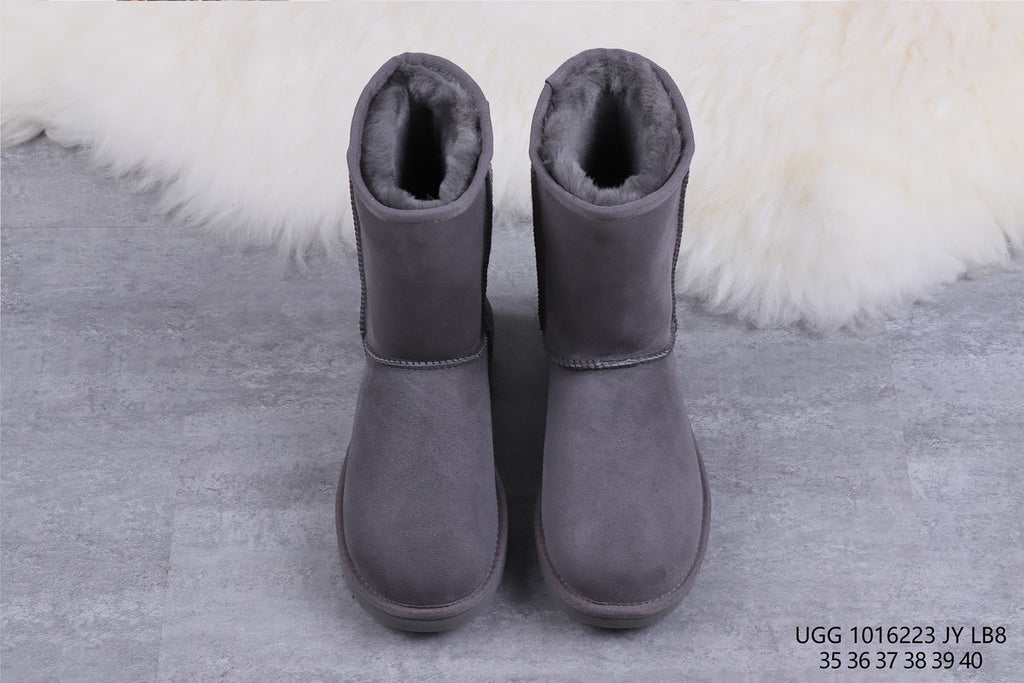 6223 Classic Short II Gray Boots