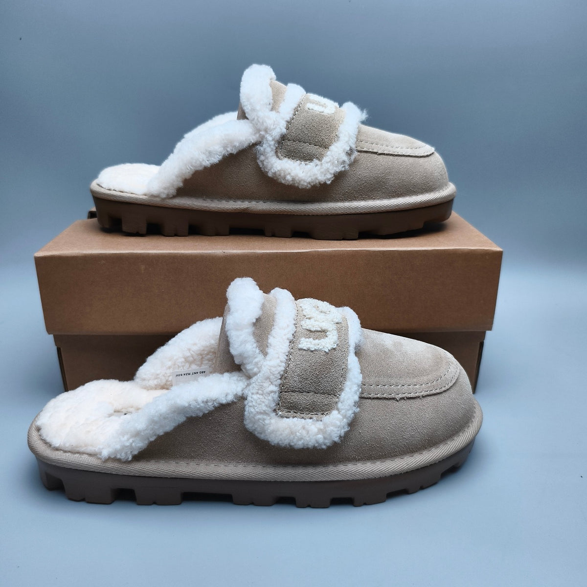 Sand Curly Plush Logo Slippers – 1206