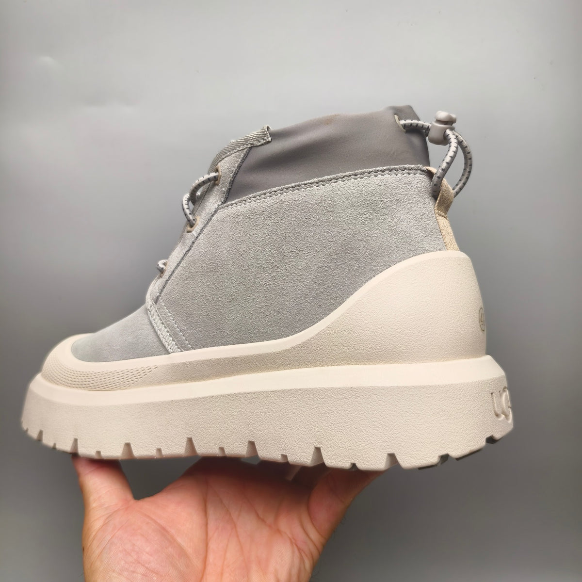 3991 Light Gray High-Top Casual Shoes