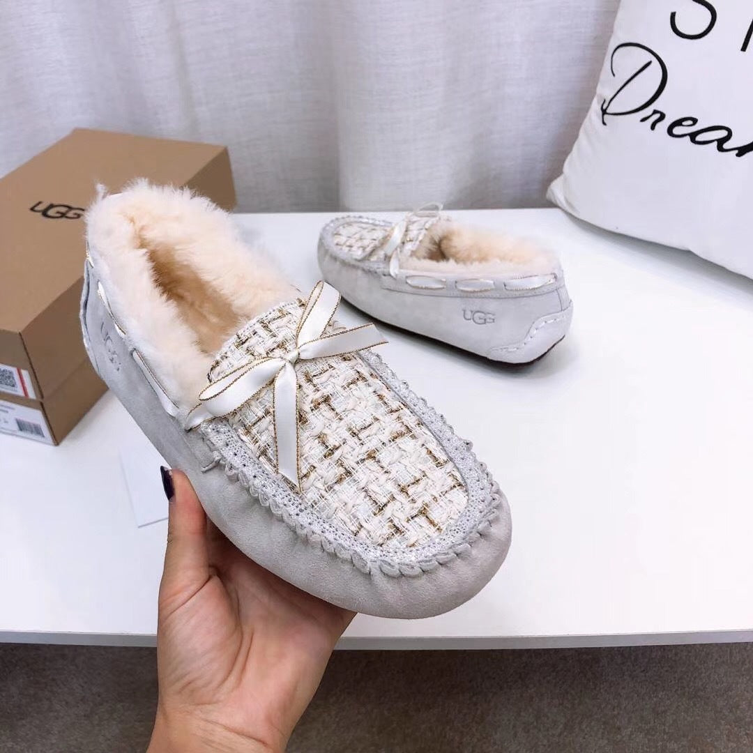 5623 Pearl White Chic Moccasin-Style Loafers