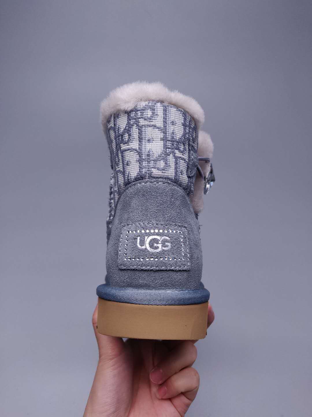 6554 Gray Fabric-Texture Shoes