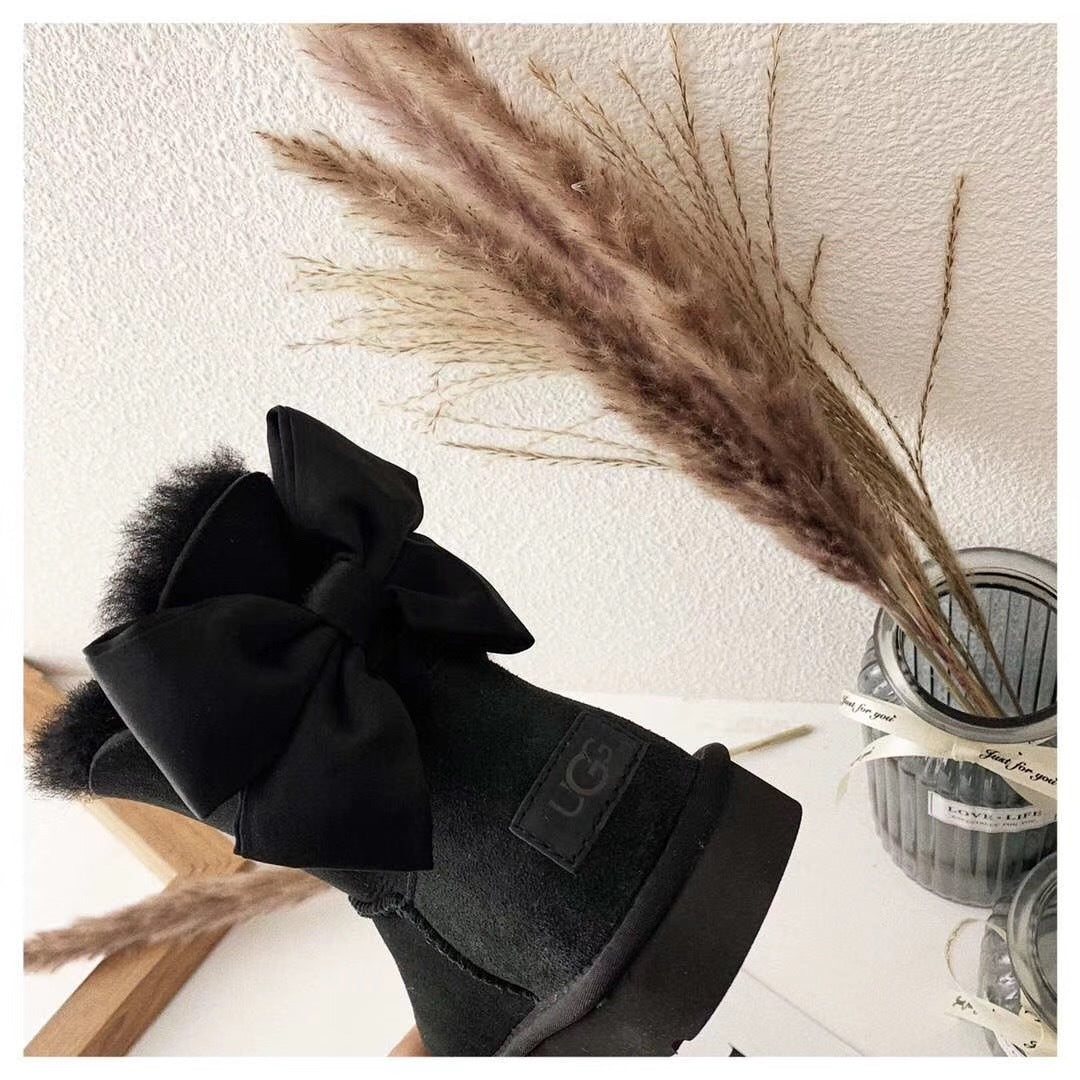 3130 Black Bow-Detail Ankle Boots