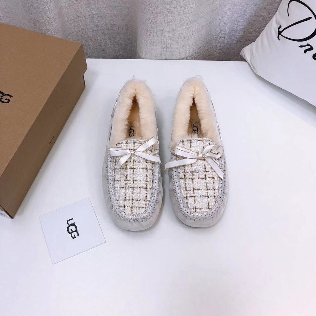 5623 Pearl White Chic Moccasin-Style Loafers