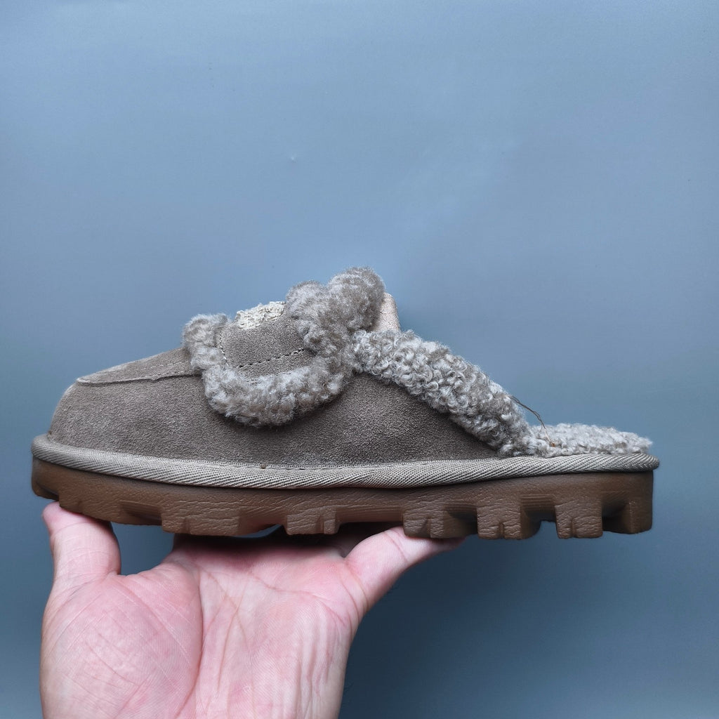 Antelope Brown Curly Plush Logo Slippers – 1206