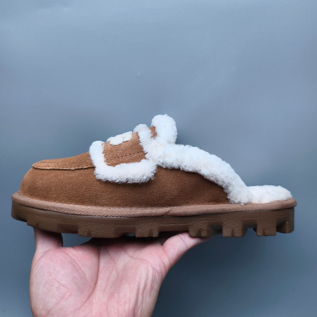 Chestnut Curly Plush Logo Slippers – 1206