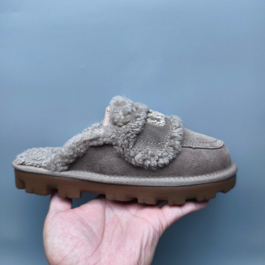 Antelope Brown Curly Plush Logo Slippers – 1206