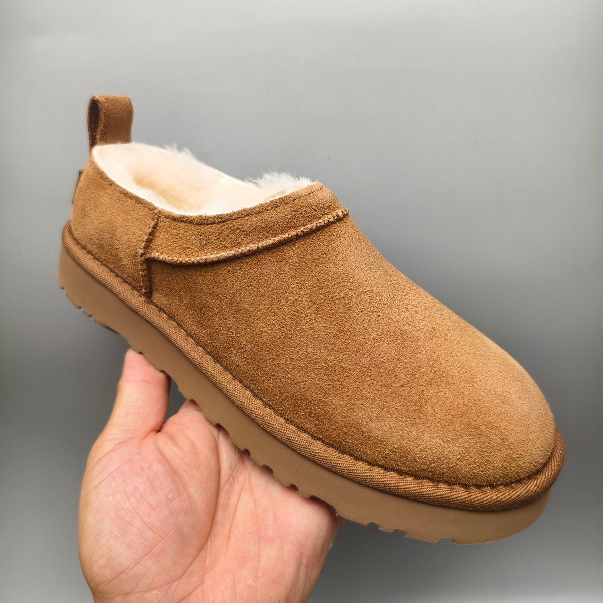 3891 Women's Chestnut Classic Slip-On Shoes