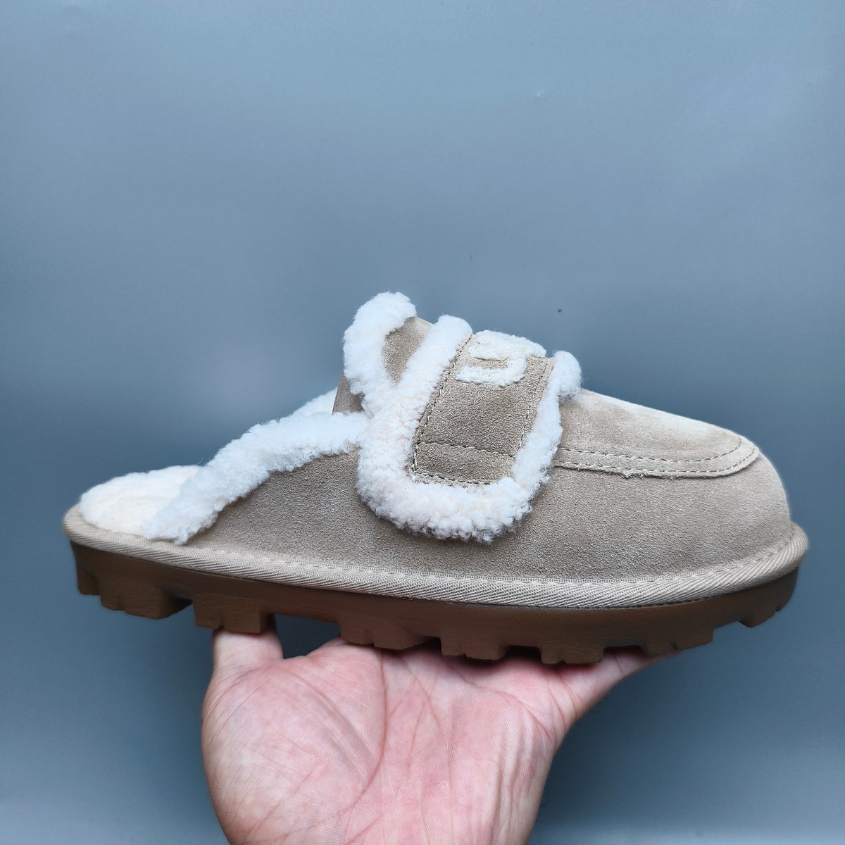 Sand Curly Plush Logo Slippers – 1206