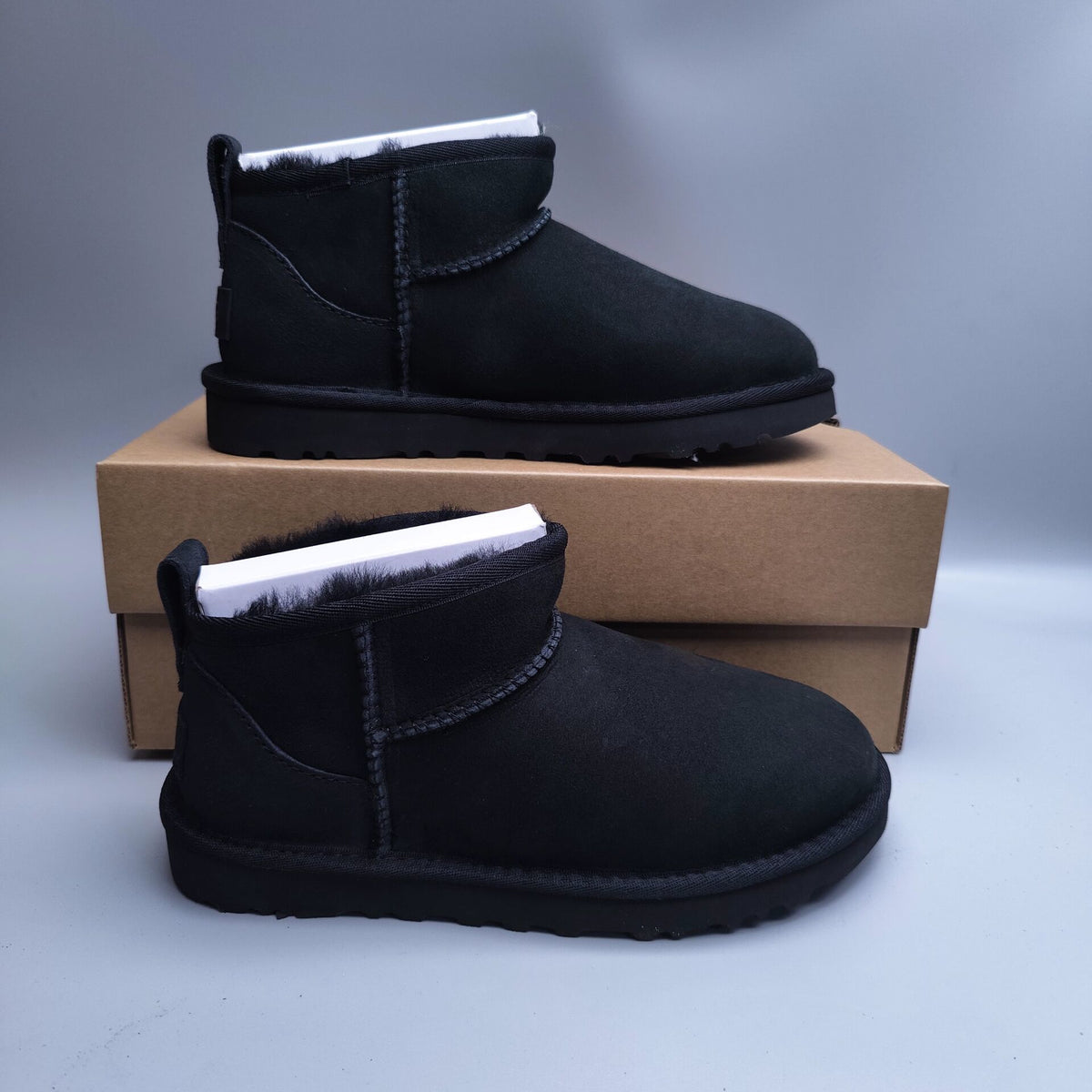 6109 Black Shoes