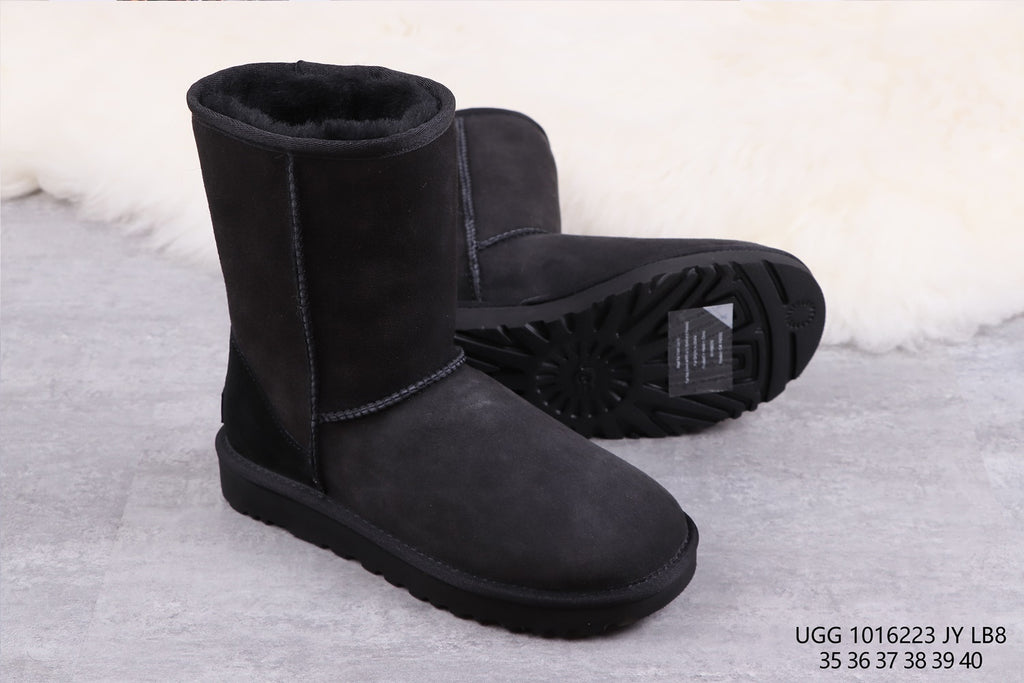 6223 Classic Short II Black Boots
