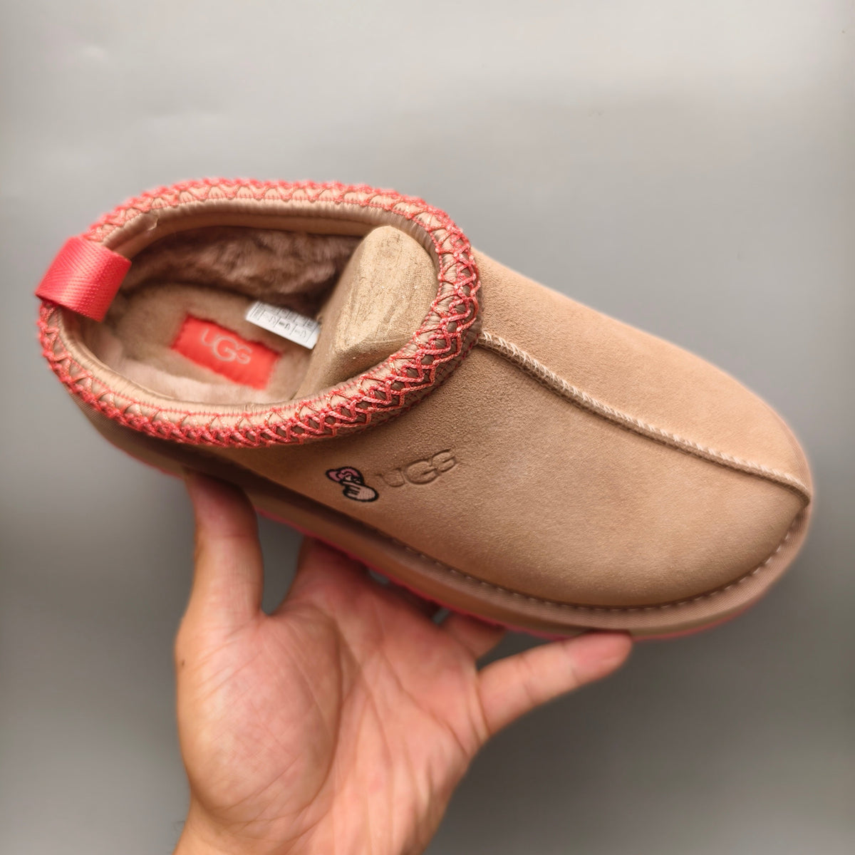2553 / 2130 Pink Folk-Inspired Platform Casual Shoes