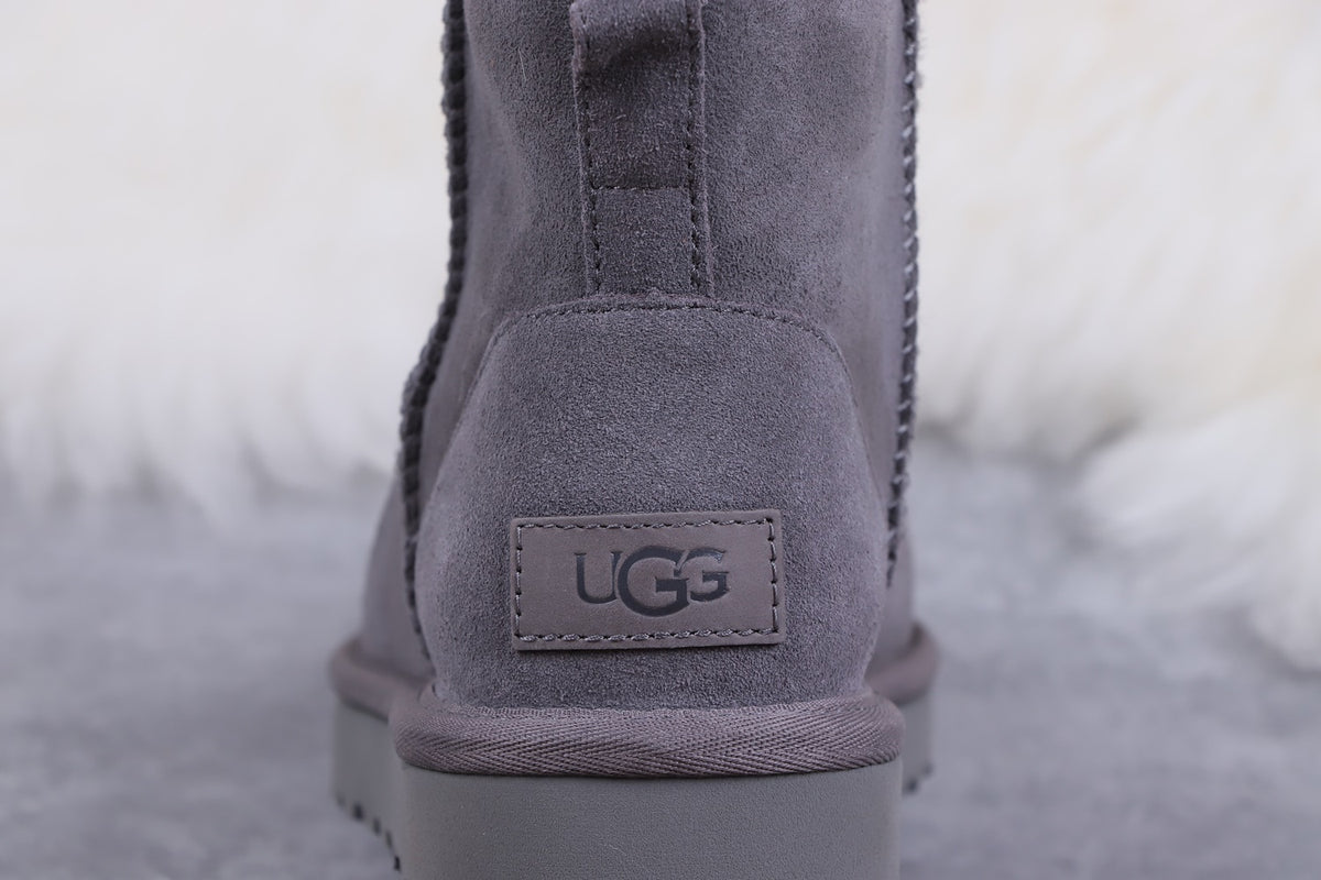 6222 Classic Mini II Gray Ankle Boots